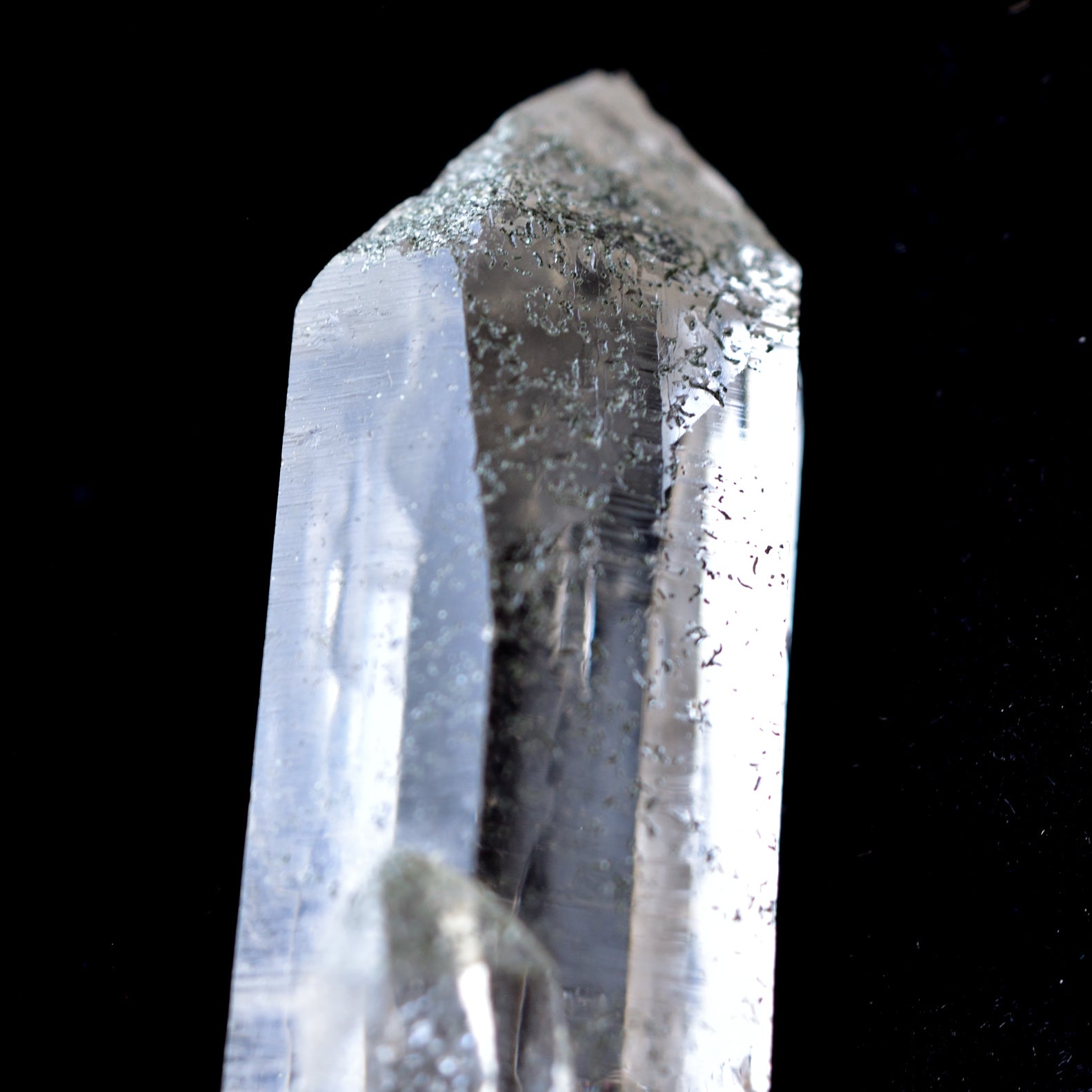 ヒマラヤ水晶 クローライト コンパニオン ドフィーネ式双晶 パキスタン