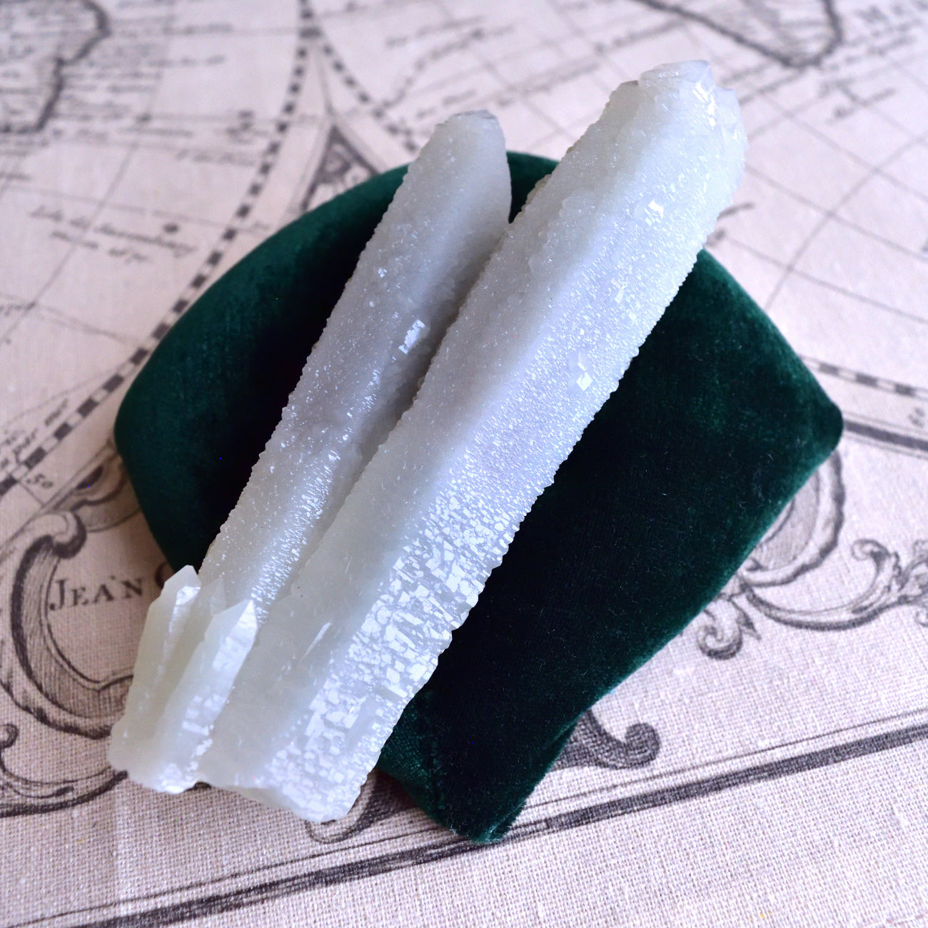 Hedenbergite in Quartz – Singing Crystal – Inner Mongolia – 250g