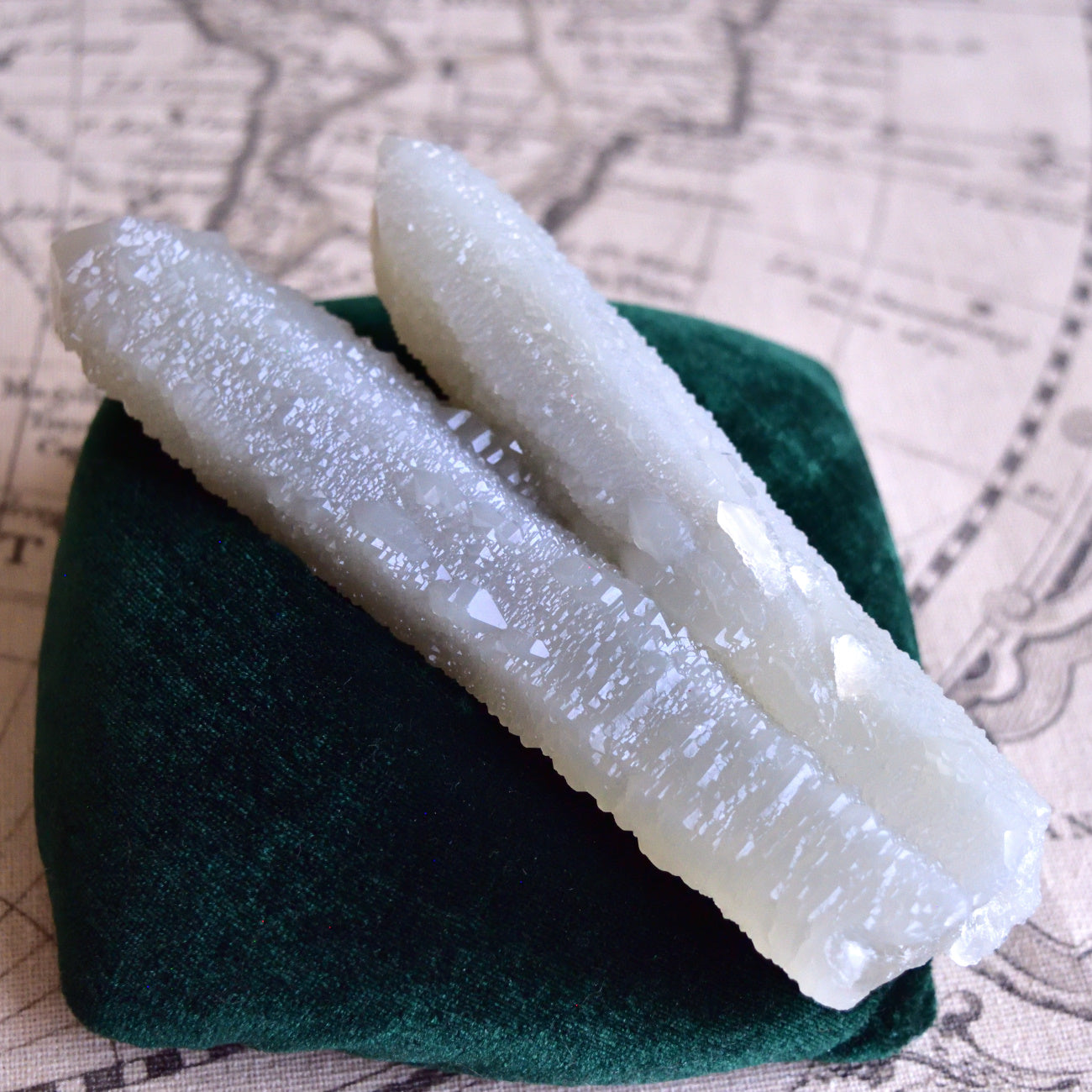 Hedenbergite in Quartz – Singing Crystal – Inner Mongolia – 250g