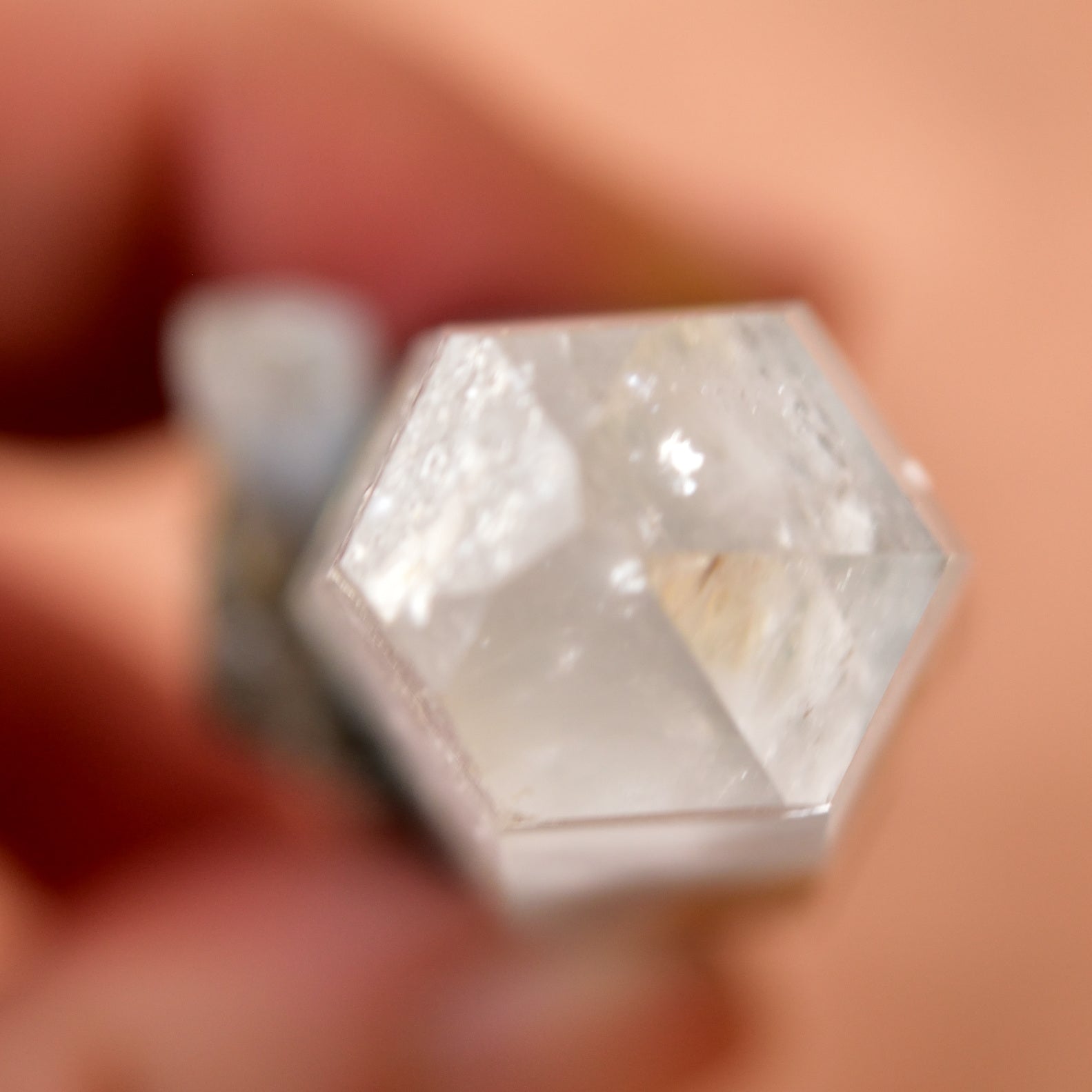 まりも水晶　グリーン・ファントム・クォーツ　アクチノライト・イン・クォーツ　成長干渉水晶　大分県産　68ｇ
