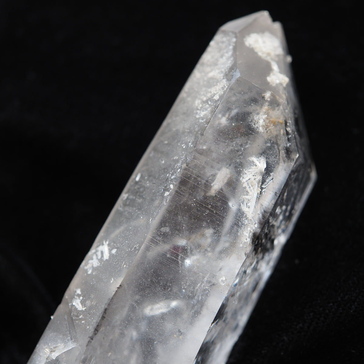 チベタン・クォーツ　両剣水晶　シンギングクリスタル　ファントム　”陰陽”　チベット産　188g