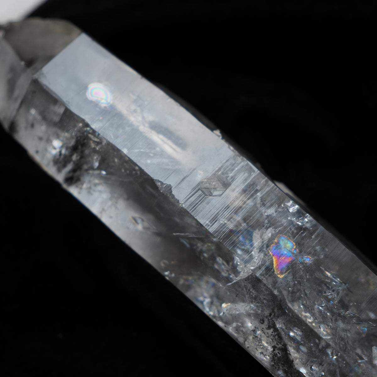 チベタン・クォーツ　両剣水晶　シンギングクリスタル　ファントム　”陰陽”　チベット産　188g