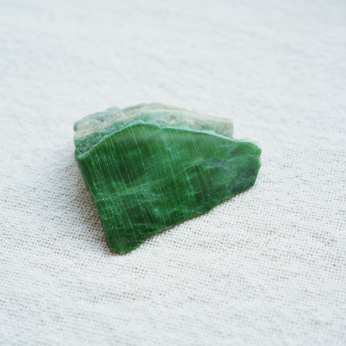 オンファサイト　オンファス輝石　Piemonte Jade　イタリア・ピエモンテ州産　31g