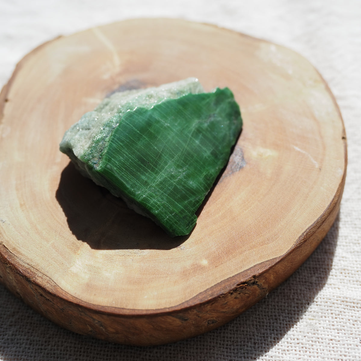 オンファサイト　オンファス輝石　Piemonte Jade　イタリア・ピエモンテ州産　31g