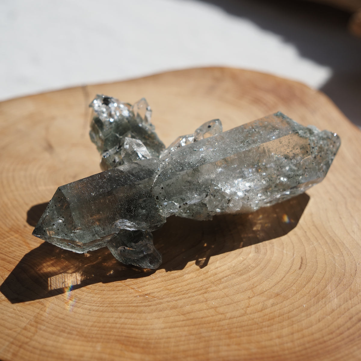 ヒマラヤ水晶クラスター　クローライト・イン・クォーツ　両剣水晶　クロス　ネパール・ガネーシュヒマール産　79ｇ