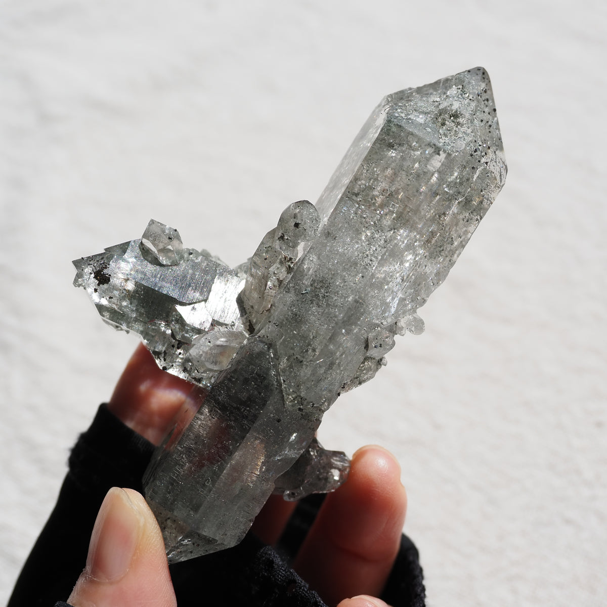 ヒマラヤ水晶クラスター　クローライト・イン・クォーツ　両剣水晶　クロス　ネパール・ガネーシュヒマール産　79ｇ