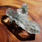 ヒマラヤ水晶クラスター　クローライト・イン・クォーツ　両剣水晶　クロス　ネパール・ガネーシュヒマール産　79ｇ
