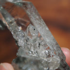 ヒマラヤ水晶クラスター　クローライト・イン・クォーツ　両剣水晶　クロス　ネパール・ガネーシュヒマール産　79ｇ