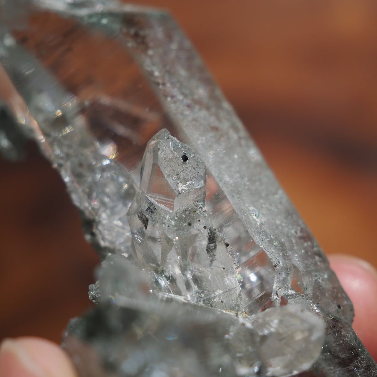 ヒマラヤ水晶クラスター　クローライト・イン・クォーツ　両剣水晶　クロス　ネパール・ガネーシュヒマール産　79ｇ