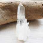 河池水晶　Hechi Quartz　洞窟の女神　中国・広西チワン族自治区産　113g