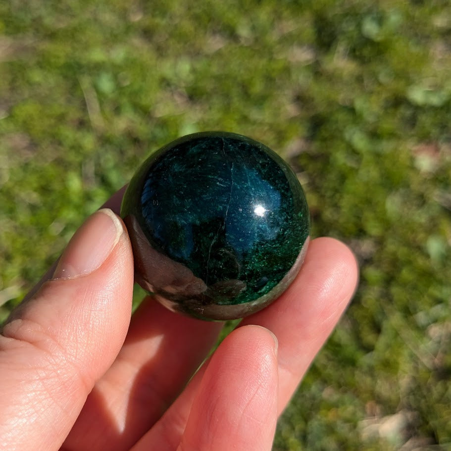 ロシア翡翠　ロシアンジェダイド　深淵　翡翠輝石　ロシア産　68g