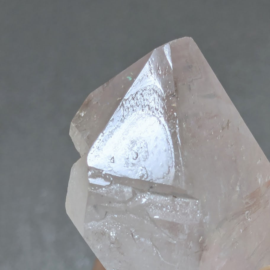 ゼカジソウザ・クォーツ　全面結晶水晶  レコードキーパー　Zeca de Souza　ブラジル・ミナスジェライス州産　33g