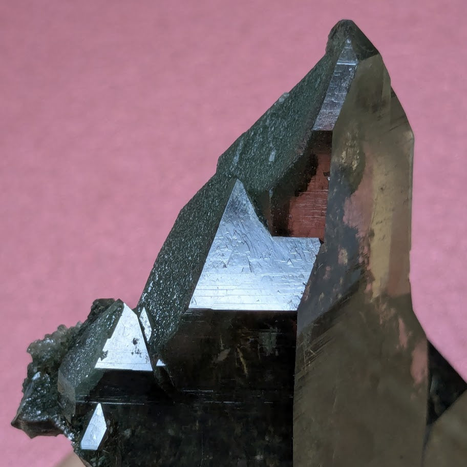 ヒマラヤ水晶　クローライト　ルチル　両剣水晶　ガーデンクォーツ　昇龍　インド・マニハール産　108g