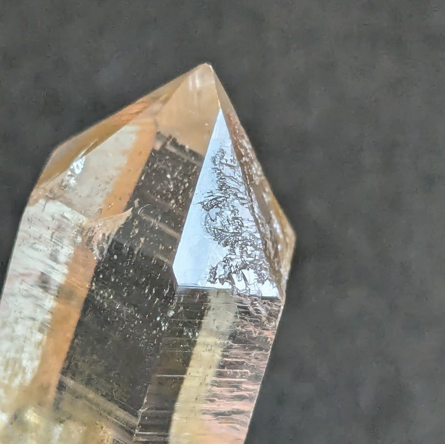 ヒマラヤ水晶　リモナイト・イン・クォーツ　ホルスの目　陰陽　貫入　パキスタン・スカルドゥ産　22g