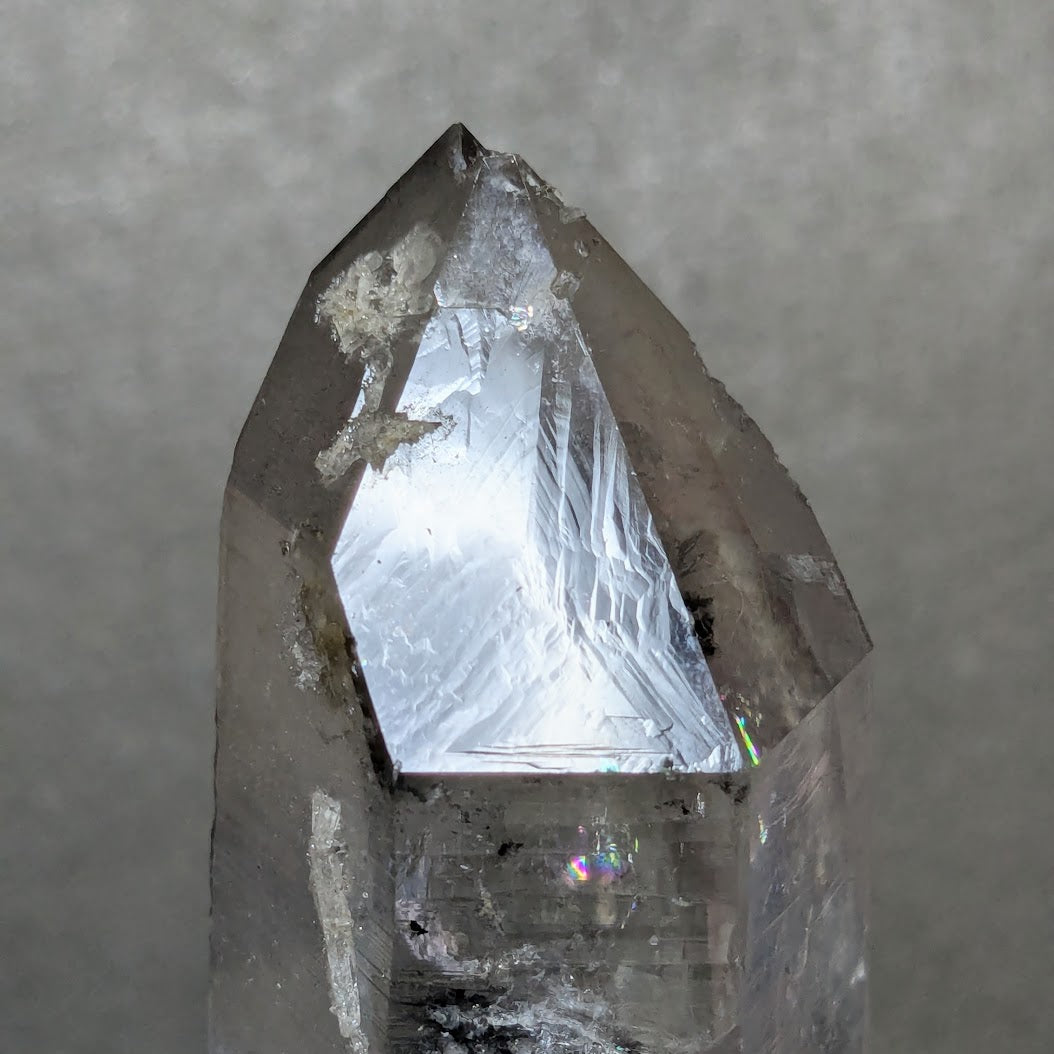 チベタン・クォーツ　両剣水晶　シンギングクリスタル　ファントム　”陰陽”　チベット産　188g