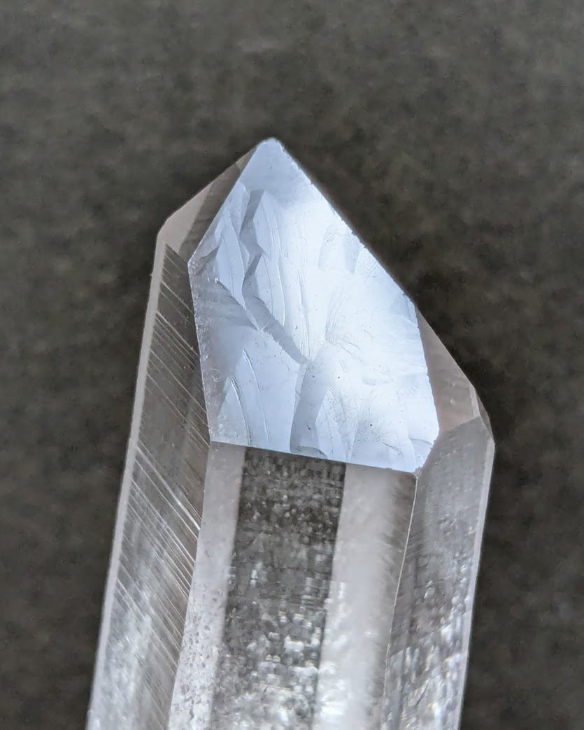 河池水晶　Hechi Quartz　洞窟の女神　中国・広西チワン族自治区産　113g