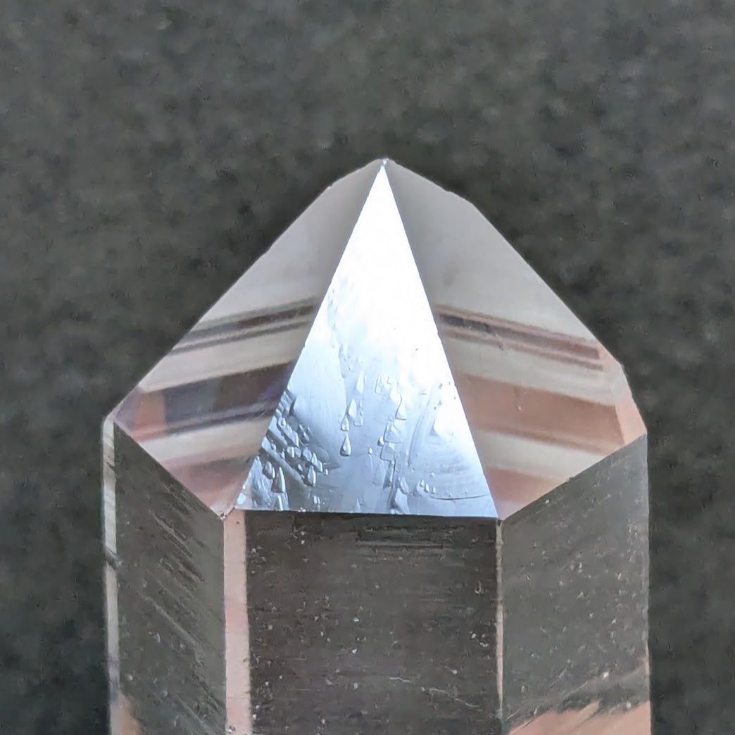河池水晶　Hechi Quartz　グランド・レコードキーパー　洞窟の女神　中国・広西チワン族自治区産　65g