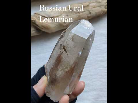 ロシアン・ウラル・レムリアン　タントリックツイン　スモーキー・ファントム　ロシア・南ウラル産　269g
