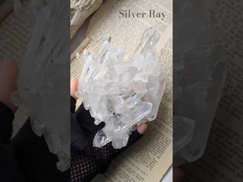 アーカンソー・クォーツ・クラスター　Silver Ray　両剣水晶　ブリッジ　アメリカ・アーカンソー州産　395g