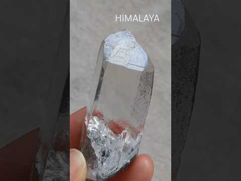 ヒマラヤ水晶　クローライト　両剣水晶　双晶　パキスタン・スカルドゥ産　57g